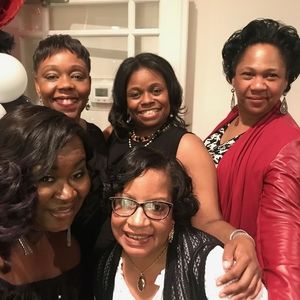 Meet your Posher, Yaune